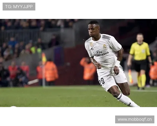 维尼修斯与罗德里戈:数据表现与战术角色深度对比 维尼修斯与罗德里戈:数据表现与战术角色深度对比