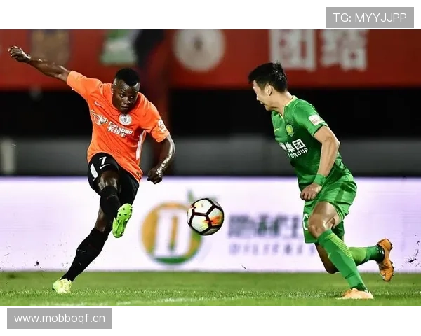 北京国安防线站位问题频繁暴露：对防守稳定性造成影响与走势变化