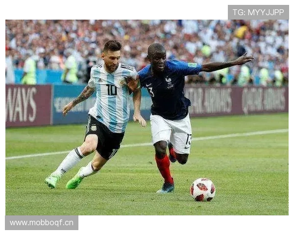 坎特与马克莱莱:防守型后腰的战术传承与对比分析 坎特与马克莱莱:防守型后腰的战术传承与对比分析