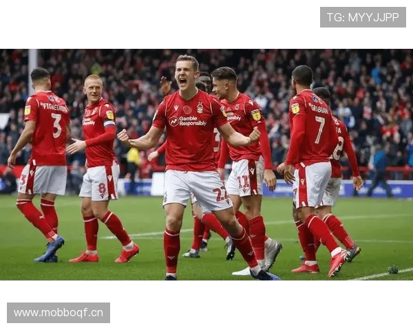 曼城进攻倚重中路，边路隐患逐步反映至攻防稳定性