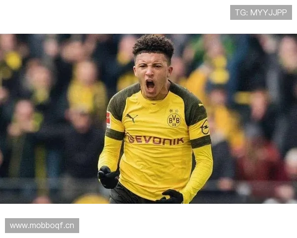 登贝莱 vs 桑乔:多特时期边锋进攻效率与战术角色对比 登贝莱 vs 桑乔:多特时期边锋进攻效率与战术角色对比